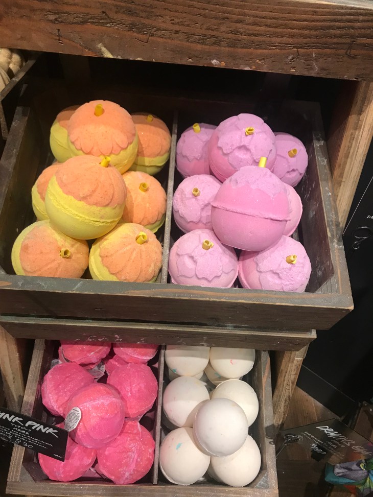 Lush Bathbombs